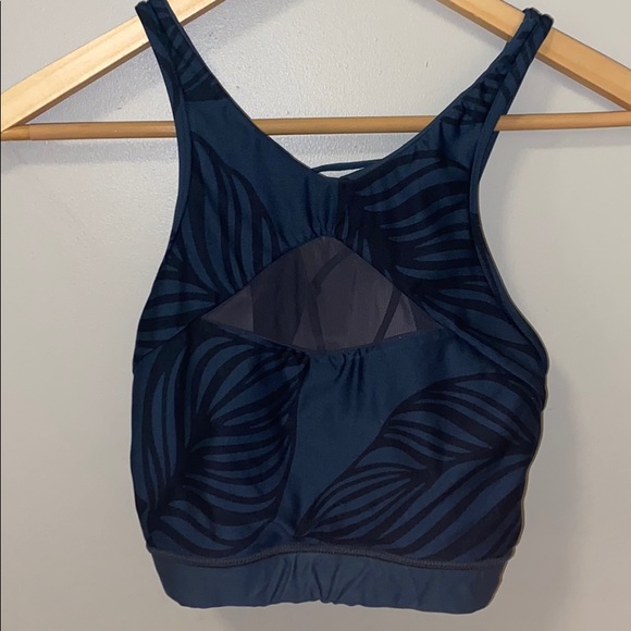 Matching jungle pattern workout set - Picture 3 of 5